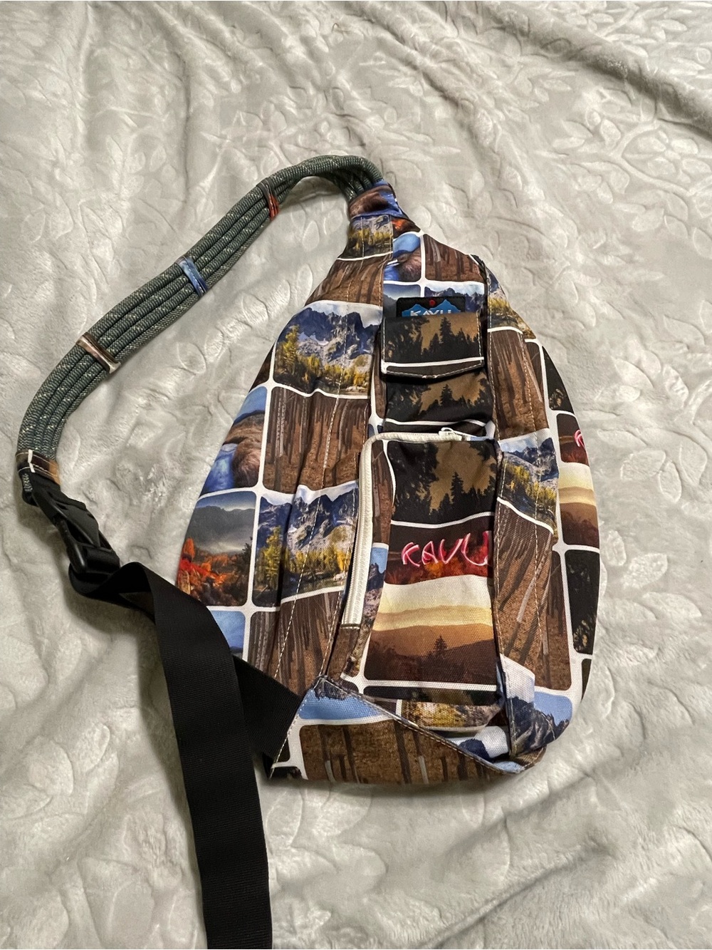 Crossbody bag